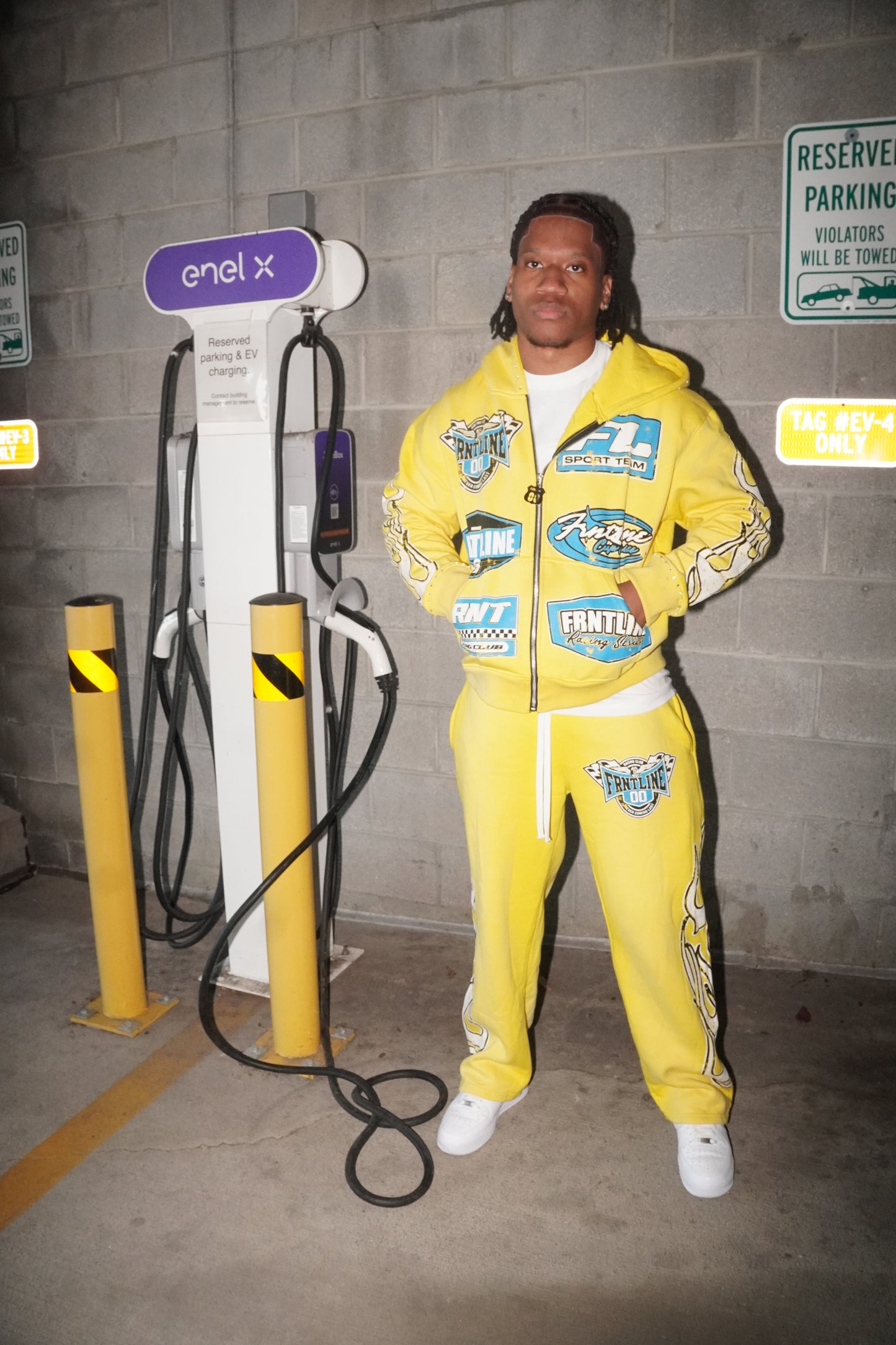PIT CREW SET (RACER YELLOW)