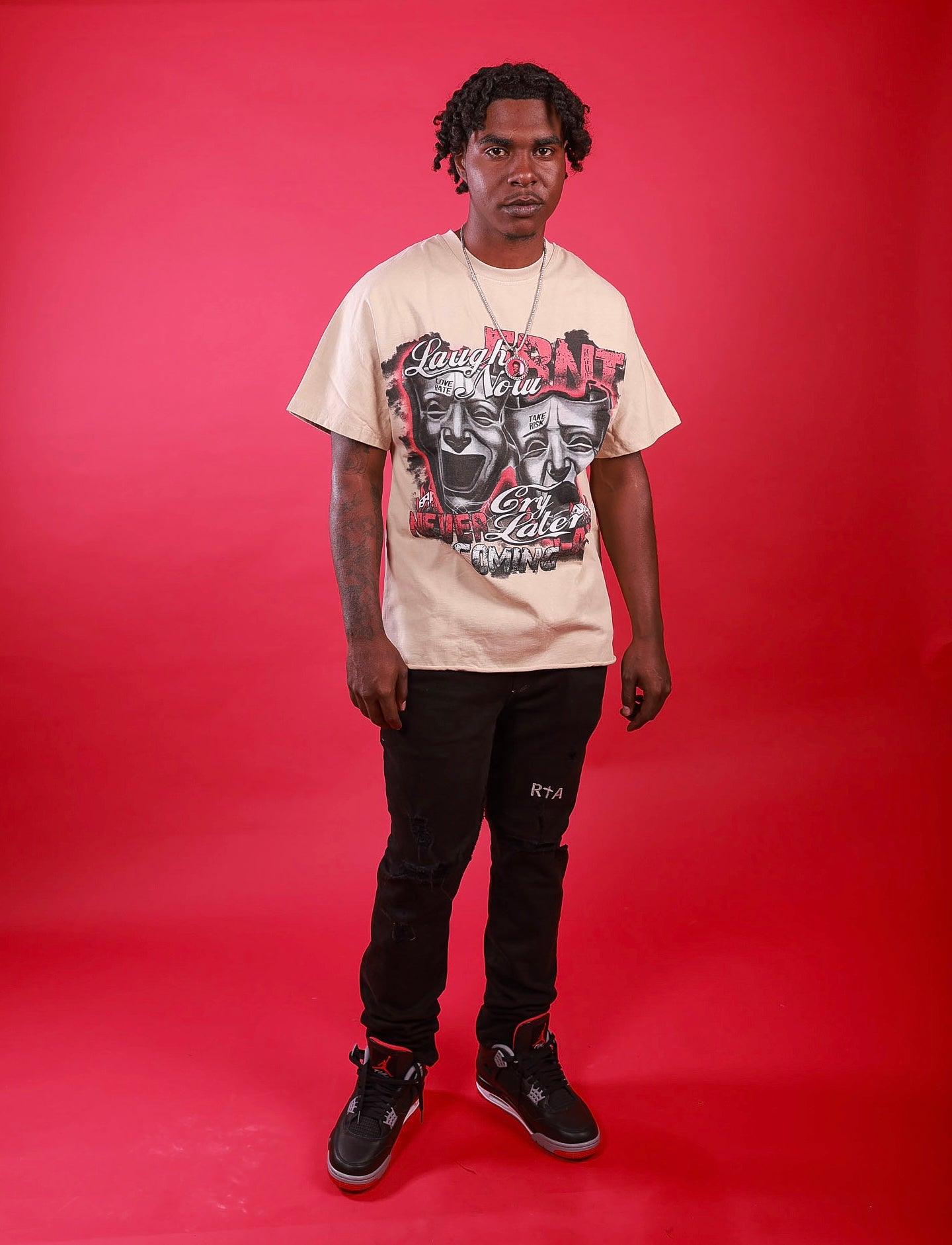 STREET EMOTIONS OVERSIZED TEE