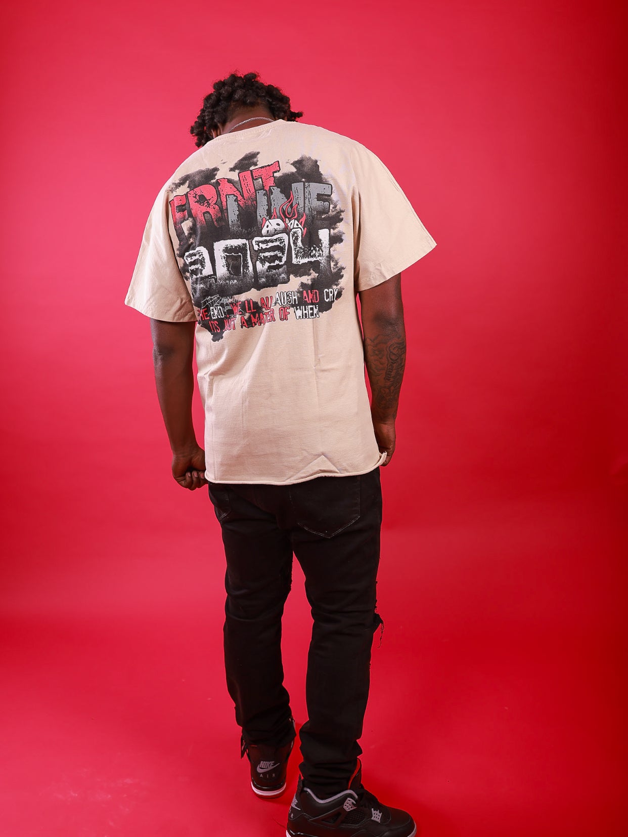STREET EMOTIONS OVERSIZED TEE